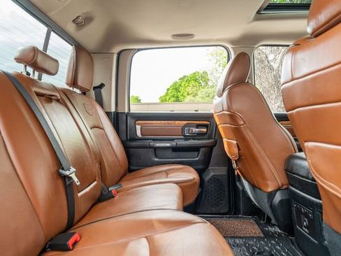 Used 2017 RAM 3500 Laramie Longhorn image 41