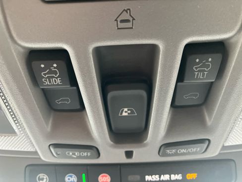 New 2026 GMC Sierra 1500 SLT w/ SLT Premium Package image 25