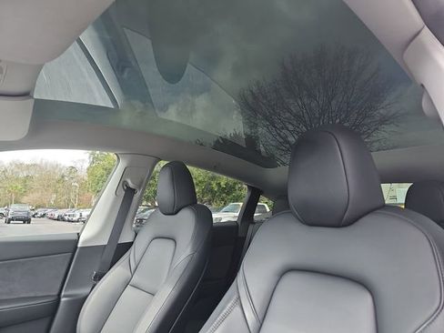 Used 2023 Tesla Model Y Long Range image 16