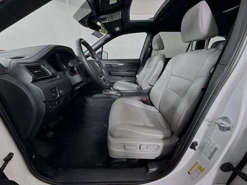 Certified 2023 Honda Passport EX-L image 19