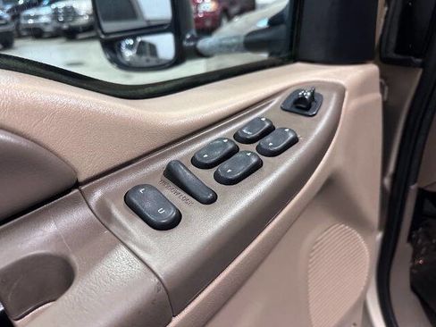 Used 1999 Ford F350 XLT image 14