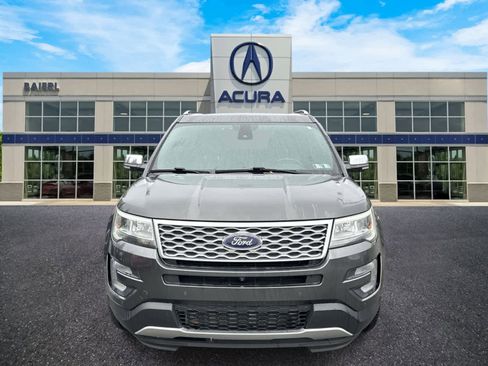 Used 2017 Ford Explorer Platinum AWD/4WD image 8