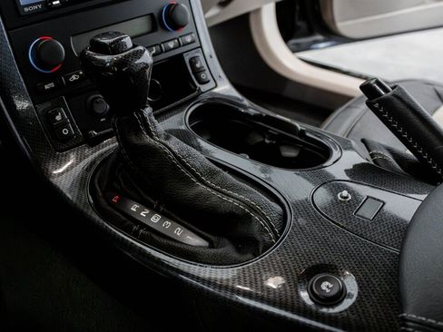 Used 2005 Chevrolet Corvette Convertible w/ Preferred Equipment Group image 34