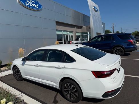 Used 2023 Volkswagen Jetta S FWD image 6