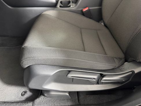 Used 2025 Honda CR-V LX image 13