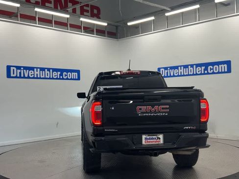 Used 2023 GMC Canyon AT4 w/ AT4 Premium Package AWD/4WD image 9