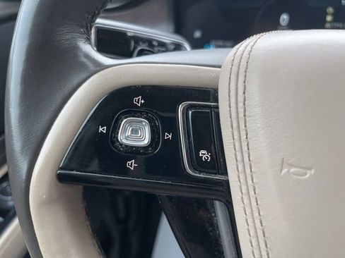 Used 2023 Lincoln Aviator Reserve w/ Equipment Group 201A image 27