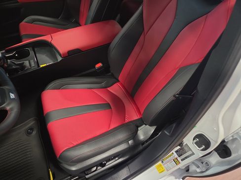 Certified 2025 Lexus ES 350 F Sport image 8