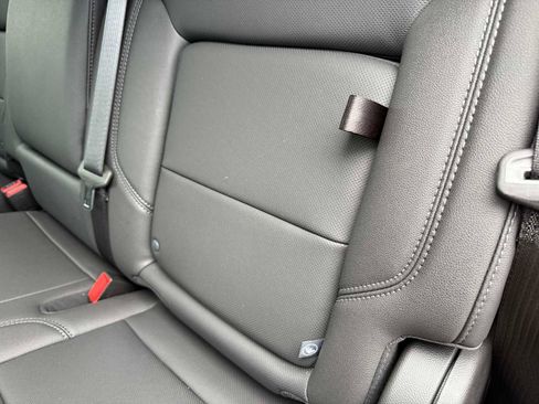 New 2026 Chevrolet Silverado 1500 LTZ w/ Z71 Off-Road Package image 27