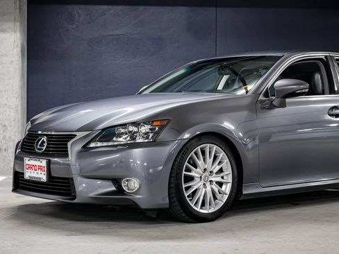 Used 2013 Lexus GS 450h w/ Luxury Pkg RWD image 45