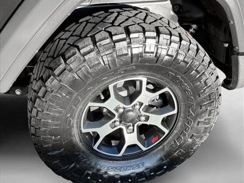 Used 2020 Jeep Wrangler Sport AWD/4WD image 8