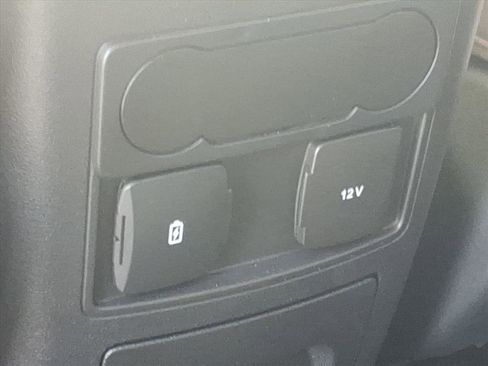 Used 2023 Ford Explorer XLT w/ Equipment Group 202A image 30