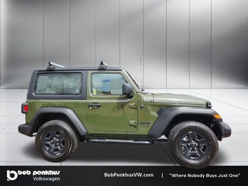 Used 2021 Jeep Wrangler Sport AWD/4WD image 24