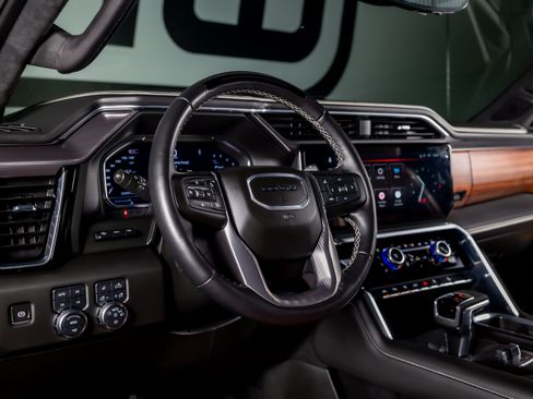 Used 2025 GMC Sierra 1500 Denali Ultimate AWD/4WD image 38