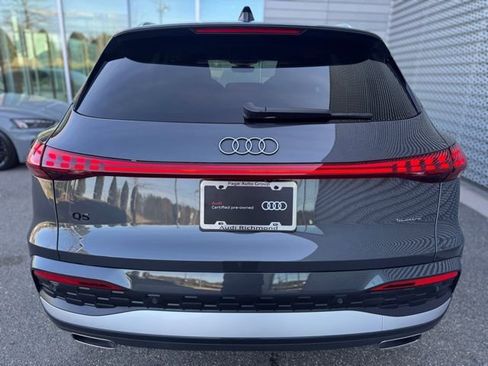 Certified 2025 Audi Q5 Premium Plus image 4