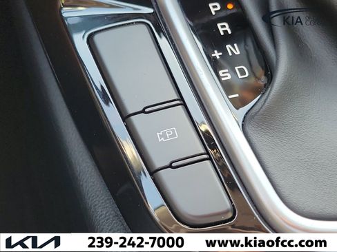 Certified 2024 Kia Seltos S FWD image 29