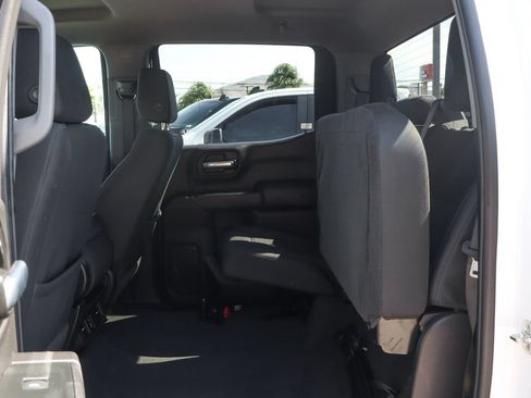 Used 2025 Chevrolet Silverado 1500 Custom Trail Boss w/ Dark Appearance Package AWD/4WD image 42