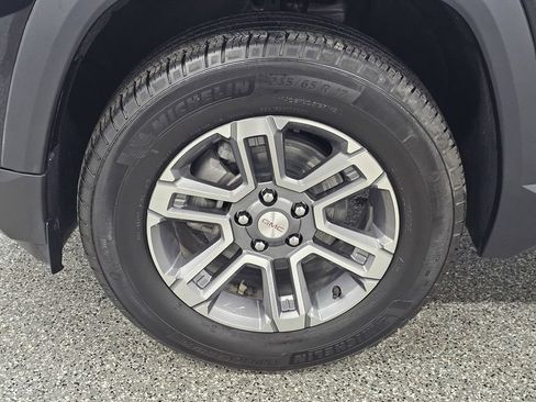 Used 2025 GMC Terrain Elevation AWD/4WD image 8
