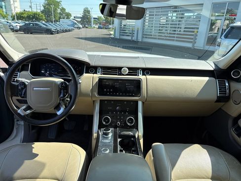 Used 2018 Land Rover Range Rover HSE AWD/4WD image 12