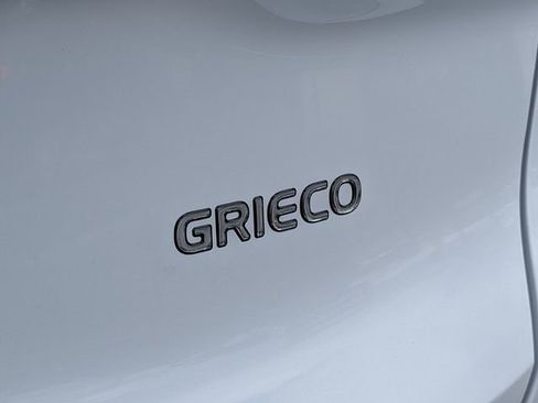 Used 2022 Hyundai Santa Fe SE image 9