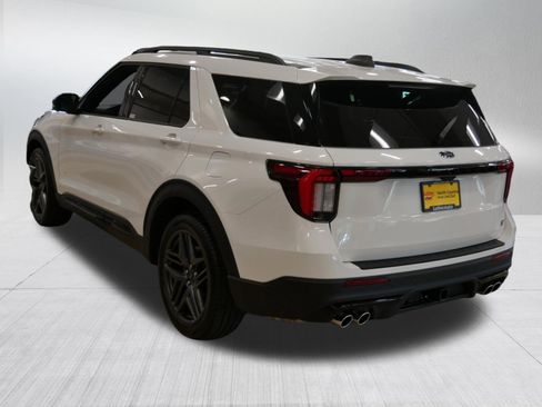 Used 2026 Ford Explorer ST w/ Sun And Sound Package AWD/4WD image 4