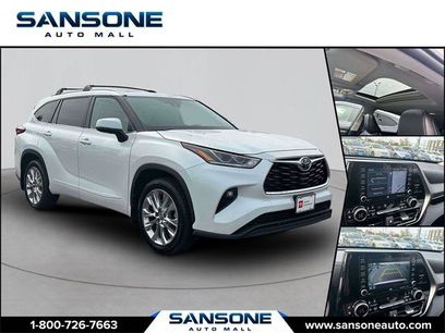 Certified 2022 Toyota Highlander Limited