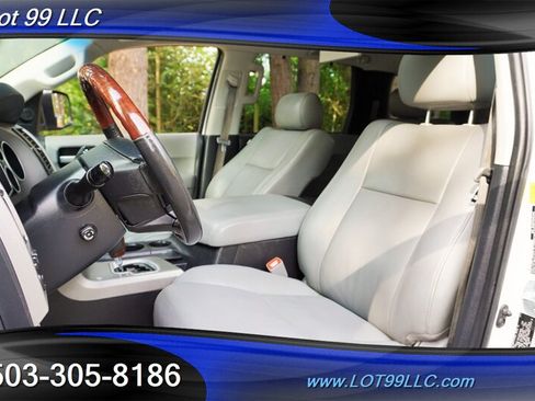 Used 2011 Toyota Sequoia Platinum AWD/4WD image 2
