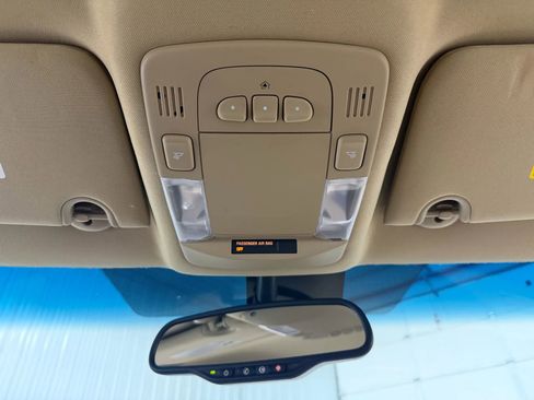 Used 2007 Buick Lucerne CXL image 25