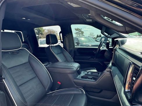 Used 2025 GMC Sierra 2500 AT4X AWD/4WD image 25