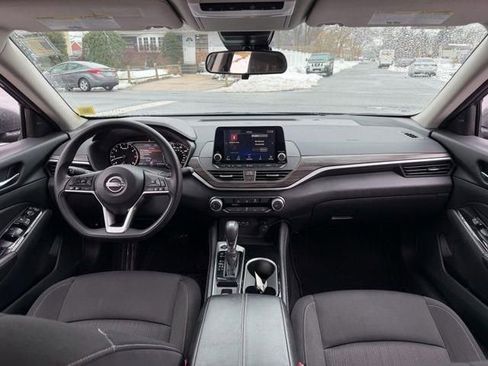 Used 2023 Nissan Altima 2.5 SV image 16