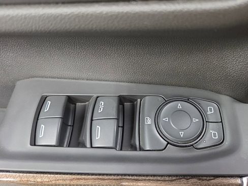 Used 2021 Chevrolet Silverado 1500 LT Trail Boss w/ Bed Protection Package image 29