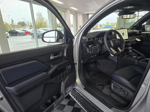 New 2026 Toyota 4Runner 4WD image 18