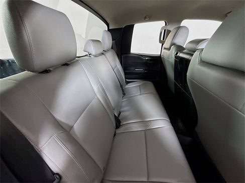 Used 2019 Toyota Tundra SR image 28