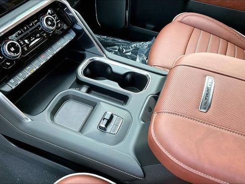 New 2026 GMC Sierra 2500 Denali Ultimate image 9