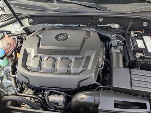 Used 2019 Volkswagen Passat 2.0T Wolfsburg w/ Wheels & Sunroof Package image 23