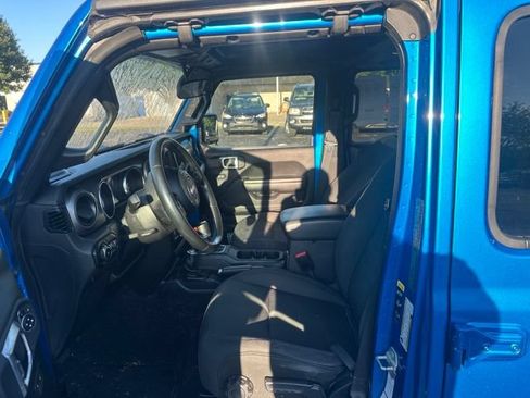 Used 2021 Jeep Wrangler Unlimited Sport AWD/4WD image 11