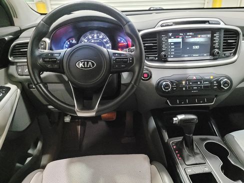 Used 2017 Kia Sorento SX FWD image 22