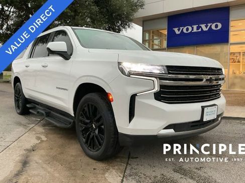 Used 2021 Chevrolet Suburban LT w/ Rear Media and Nav Package AWD/4WD image 1