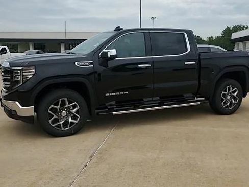 New 2026 GMC Sierra 1500 SLT w/ SLT Premium Plus Package image 5