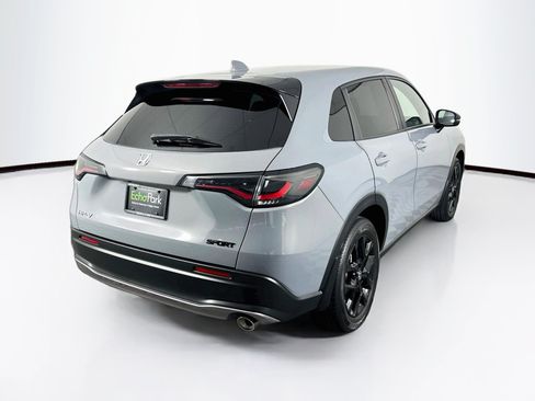 Used 2024 Honda HR-V Sport image 9