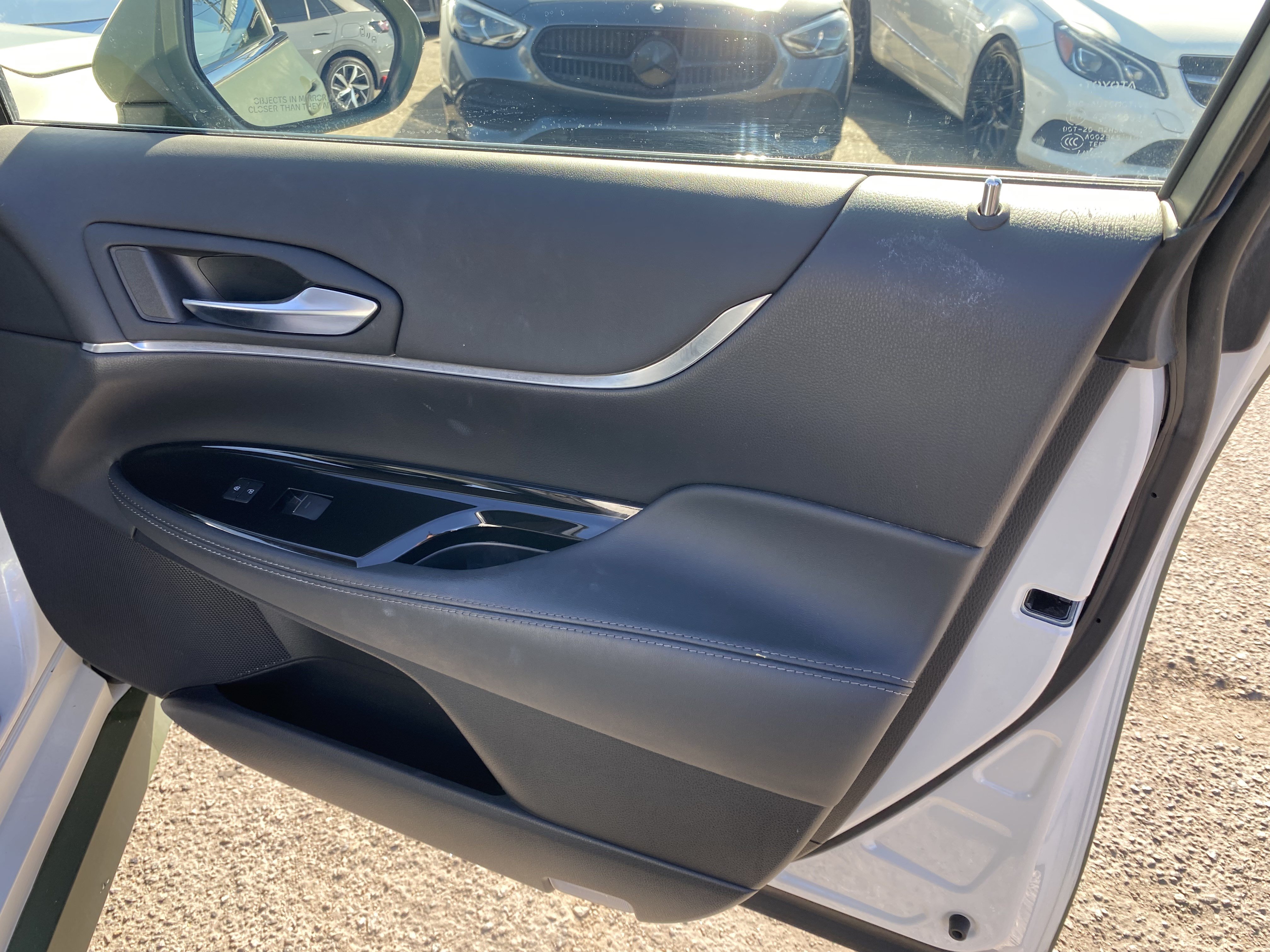 Used 2022 Toyota Mirai w/ Advanced Technology Package RWD image 24