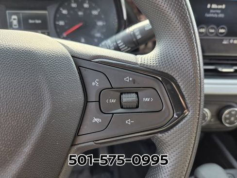 Used 2026 Chevrolet Trax LS w/ LS Convenience Package FWD image 26