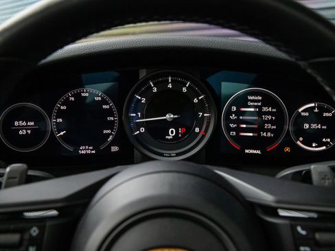 Certified 2021 Porsche 911 Carrera RWD image 11