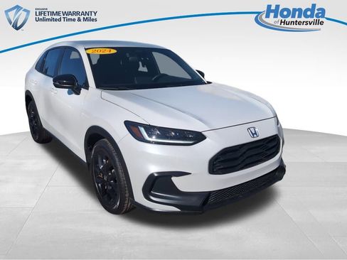 Used 2024 Honda HR-V Sport image 1