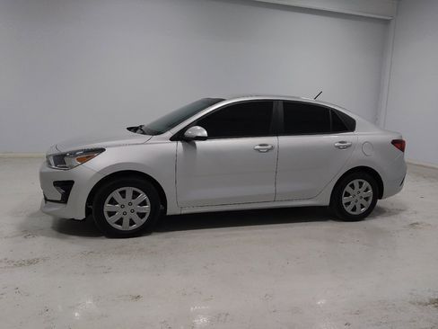 Used 2023 Kia Rio LX FWD image 2