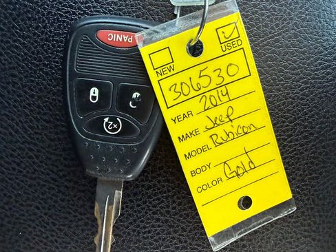 Used 2014 Jeep Wrangler Rubicon w/ Dual Top Group AWD/4WD image 11