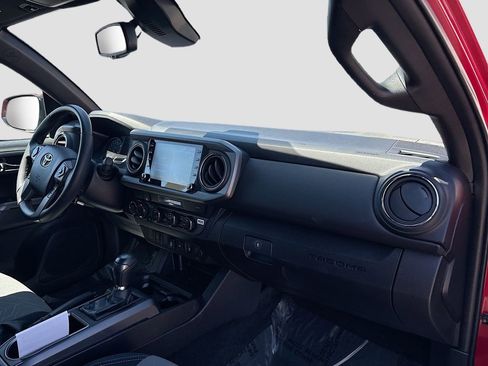 Used 2023 Toyota Tacoma TRD Sport AWD/4WD image 26