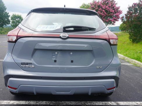 Used 2023 Nissan Kicks SV FWD image 6