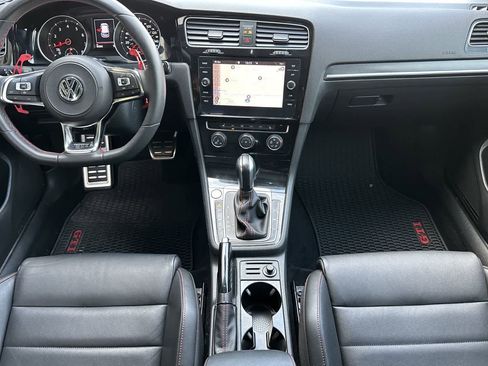 Used 2021 Volkswagen GTI SE image 4