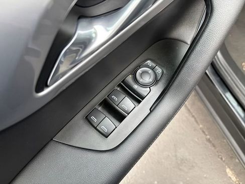 Certified 2022 Chevrolet Blazer LT image 11